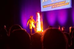 Wissenschaftsshow im Tollhaus